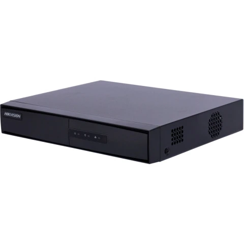 Сетевой видеорегистратор Hikvision DS-7104NI-Q1/4P/M(D) в компактном чёрном корпусе, вид спереди и сбоку